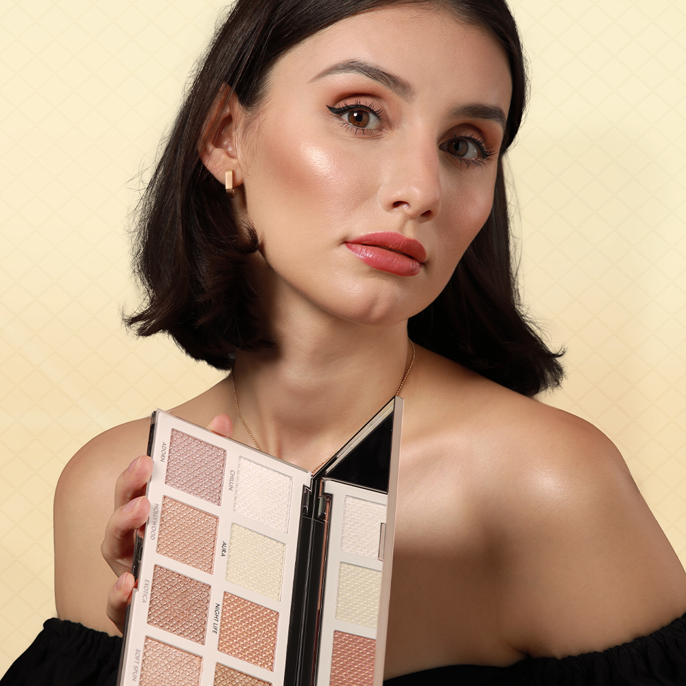 Backstage Essential: 8-Color Highlight Palette
